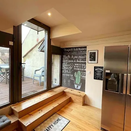 Duplex En Centre-ville De - Grande Terrasse Appartamento *